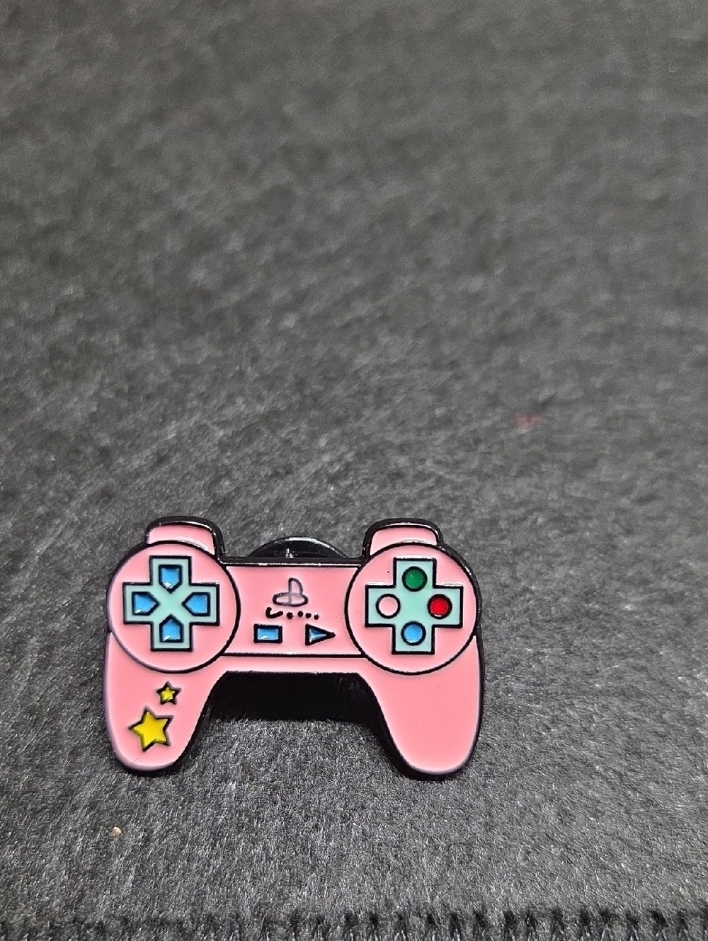 **Pink Gaming Controller Enamel Pin - Cute Video Game Accessory**